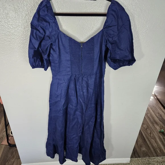 Reformation Belgium Puff-Sleeve Dress Size 12 - Picture 9 of 13